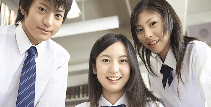 楽しそうな学生のイメージ画像
